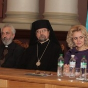 У рамках авторського проєкту Ірини Фаріон відбулася зустріч з архиєпископом Ігорем Ісіченком